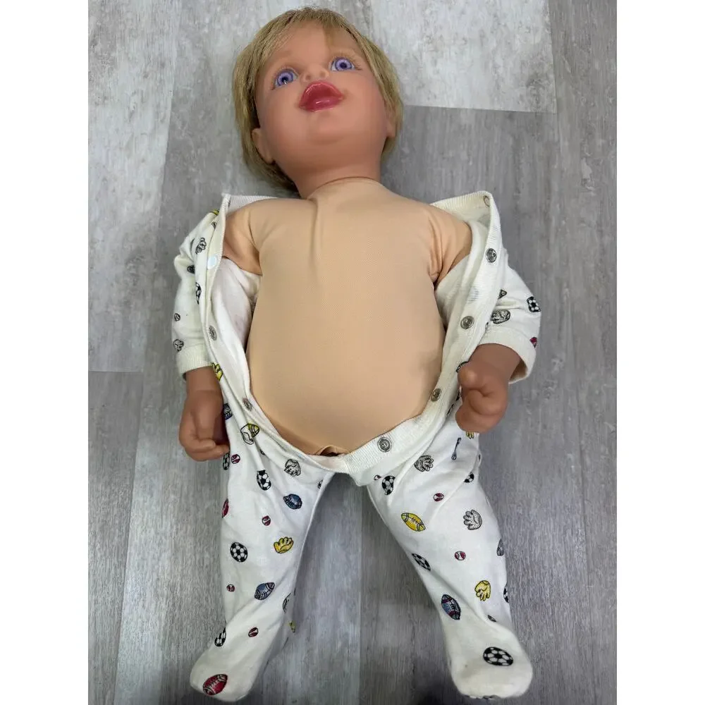 My Twinn doll by Sandra Bilotto Blonde hair Violet Eyes